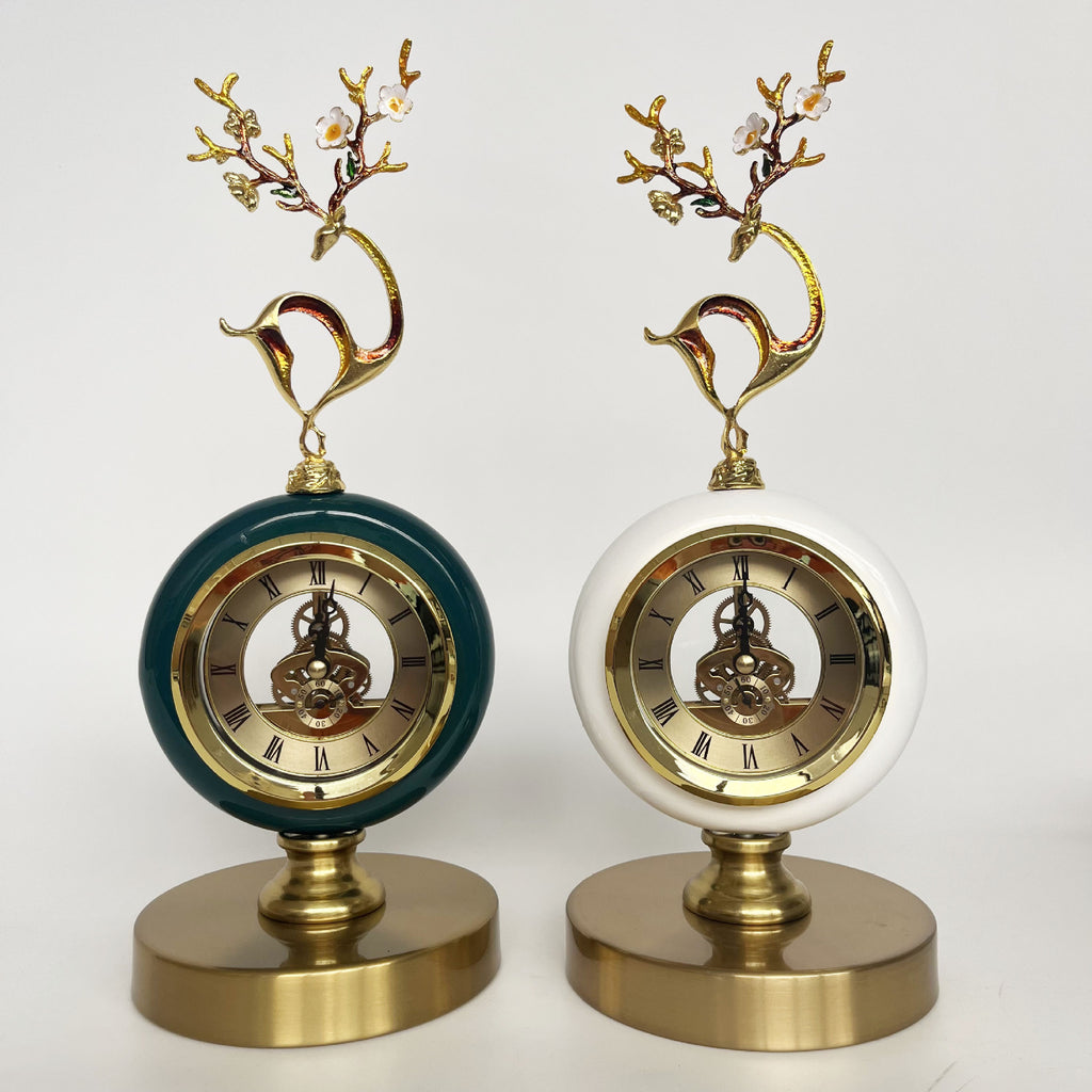 Timeless Bloom – Ornamental Table Clock